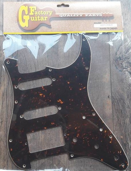 Domo STP-2TOR-B Tortoise Shell Hss Strat Pickguard - 1