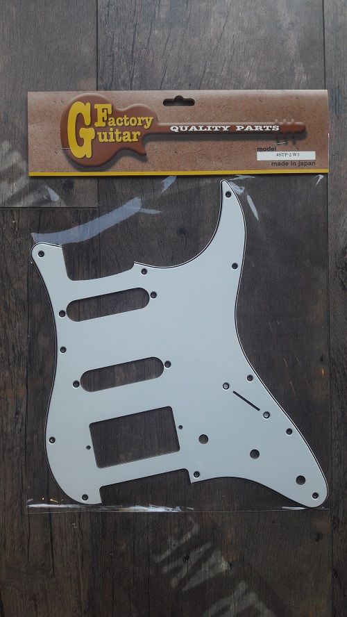 Domo STP-2W3 Beyaz Hss Strat Pickguard - 1