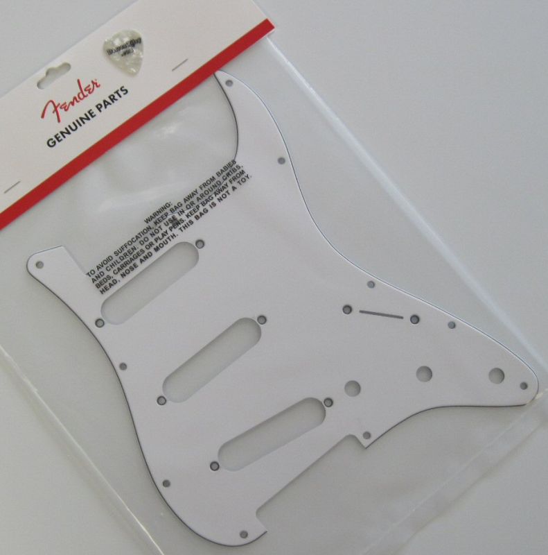 Fender 60's American Vintage Style 11 Hole S/S/S Stratocaster Pickguard - 1