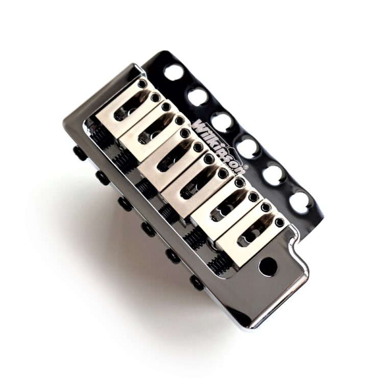 Wilkinson WOV09 Standard 6 Vidalı Tremolo Chrome - 3